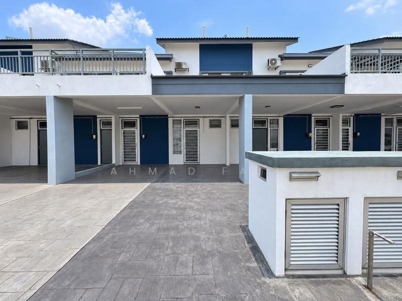 Townhouse for Rent in Dengkil (Selangor) - Ahmad Faiz - Exterior - PropertyGuru.com.my