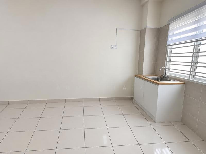 Townhouse for Rent in Dengkil (Selangor) - Ahmad Faiz - Kitchen - PropertyGuru.com.my