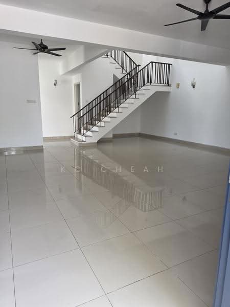 2-storey Terraced House for Rent in Shah Alam (Selangor) - KC Cheah - Living Room - PropertyGuru.com.my
