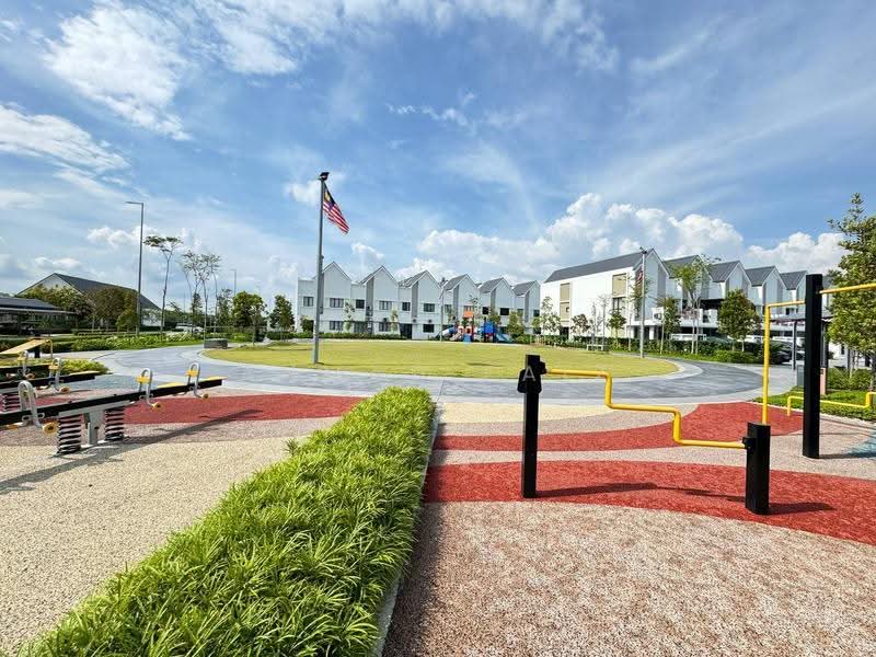 Townhouse for Rent in Dengkil (Selangor) - Ahmad Faiz - Exterior - PropertyGuru.com.my