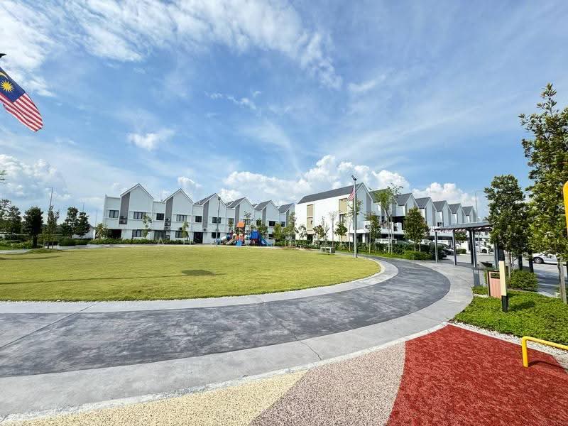 Townhouse for Rent in Dengkil (Selangor) - Ahmad Faiz - Exterior - PropertyGuru.com.my