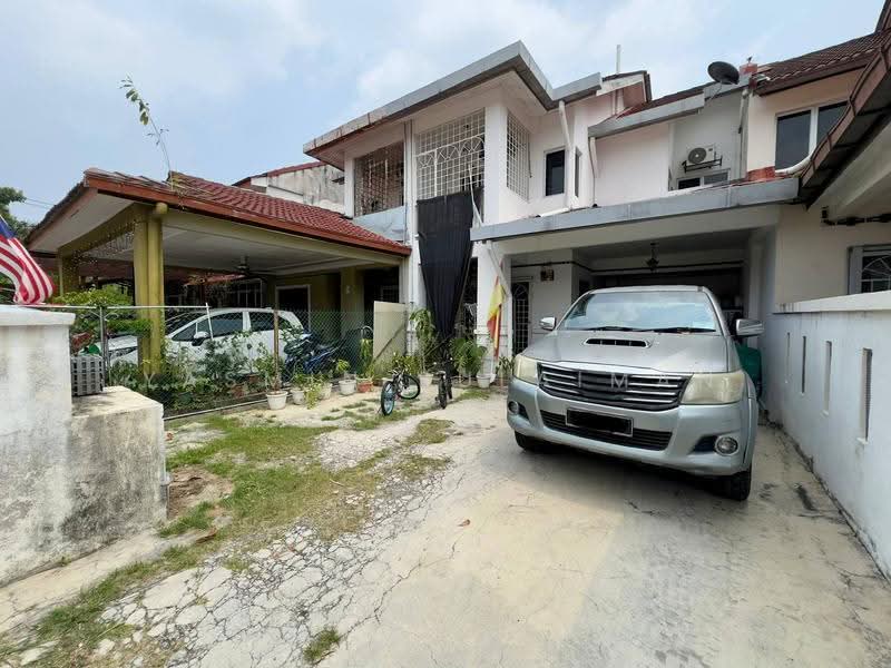2-storey Terraced House for Sale in Bandar Baru Bangi (Selangor) - Yasmin Sulaiman - Exterior - PropertyGuru.com.my