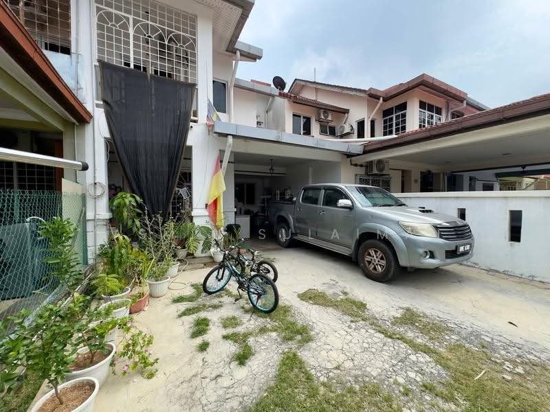 2-storey Terraced House for Sale in Bandar Baru Bangi (Selangor) - Yasmin Sulaiman - Exterior - PropertyGuru.com.my