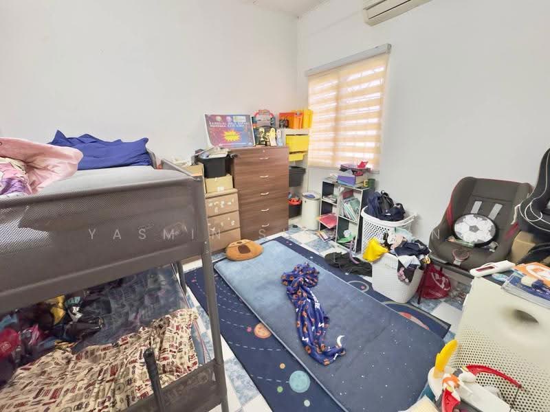 2-storey Terraced House for Sale in Bandar Baru Bangi (Selangor) - Yasmin Sulaiman - Bedroom - PropertyGuru.com.my