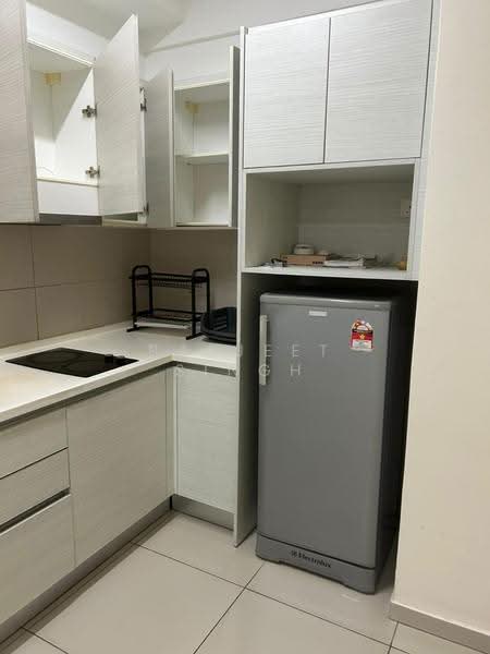 Service Residence for Rent at i-SOHO @ i-City - Baljeet Singh - Kitchen - PropertyGuru.com.my