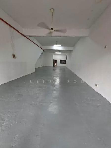 Shop for Rent in Bandar Tun Hussein Onn (Cheras) - Julius Soo - Interior - PropertyGuru.com.my