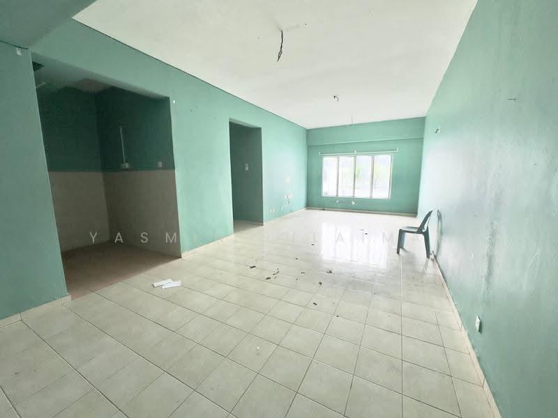 Condominium for Sale at Casa Suria - Yasmin Sulaiman - Living Room - PropertyGuru.com.my