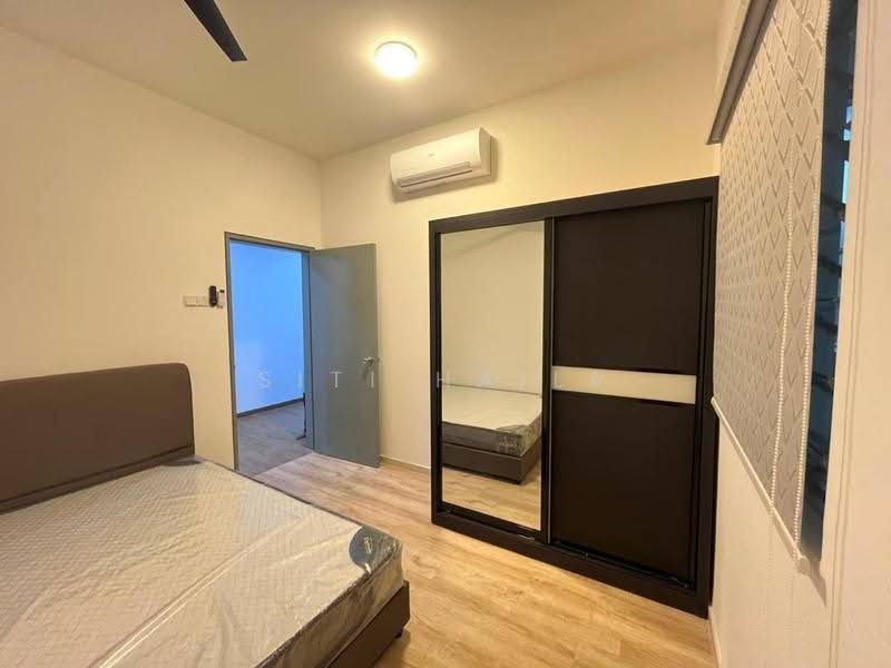 Condominium for Rent at Lakefront Homes - Siti Haila - Bedroom - PropertyGuru.com.my