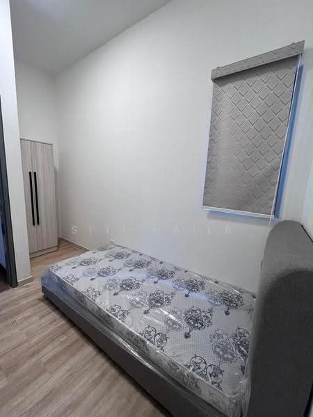 Condominium for Rent at Lakefront Homes - Siti Haila - Bedroom - PropertyGuru.com.my