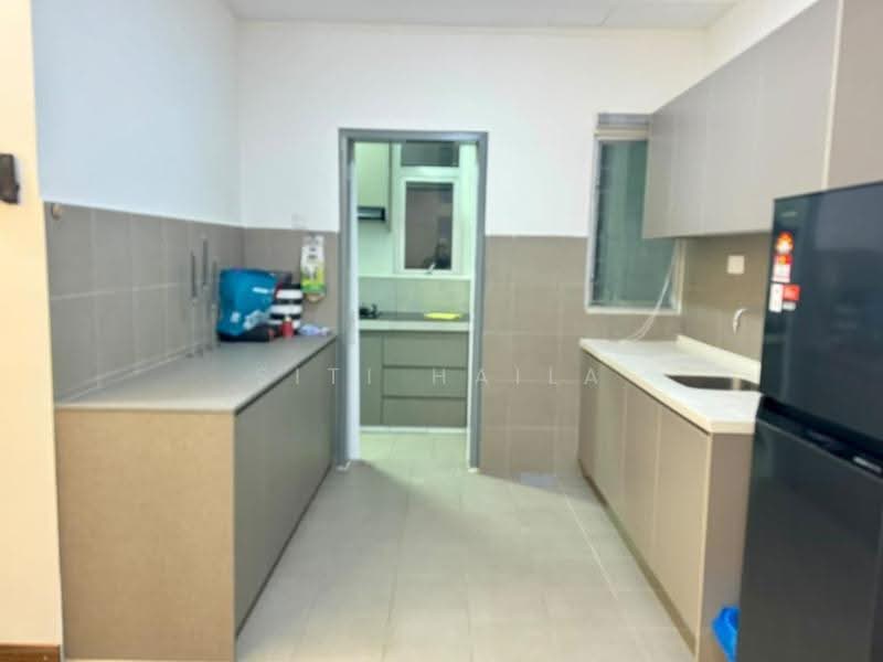 Condominium for Rent at Lakefront Homes - Siti Haila - Kitchen - PropertyGuru.com.my