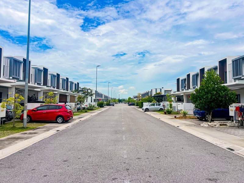 2-storey Terraced House for Rent in Dengkil (Selangor) - Ahmad Faiz - Exterior - PropertyGuru.com.my