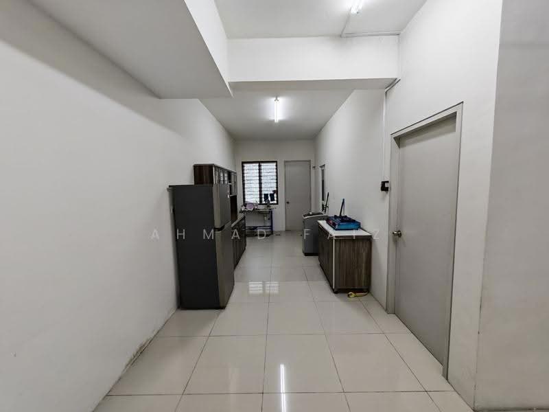 2-storey Terraced House for Rent in Dengkil (Selangor) - Ahmad Faiz - Kitchen - PropertyGuru.com.my