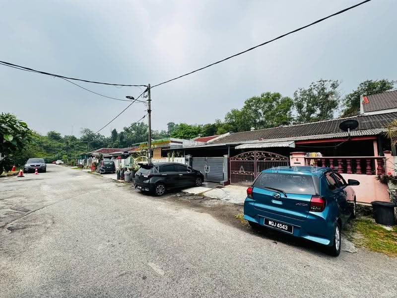 1-storey Terraced House for Sale in Puchong (Selangor) - Yasmin Sulaiman - Exterior - PropertyGuru.com.my