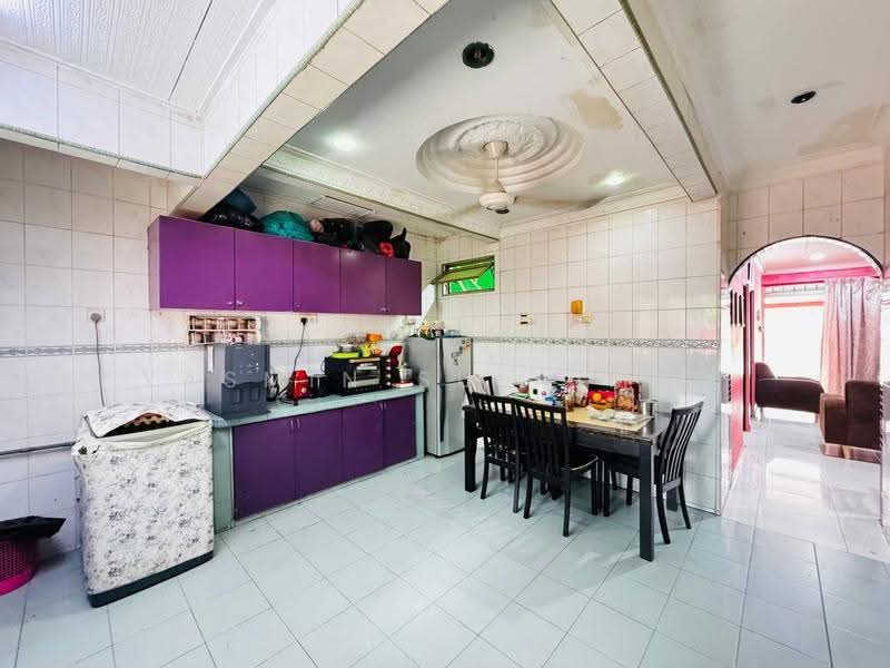 1-storey Terraced House for Sale in Puchong (Selangor) - Yasmin Sulaiman - Kitchen - PropertyGuru.com.my