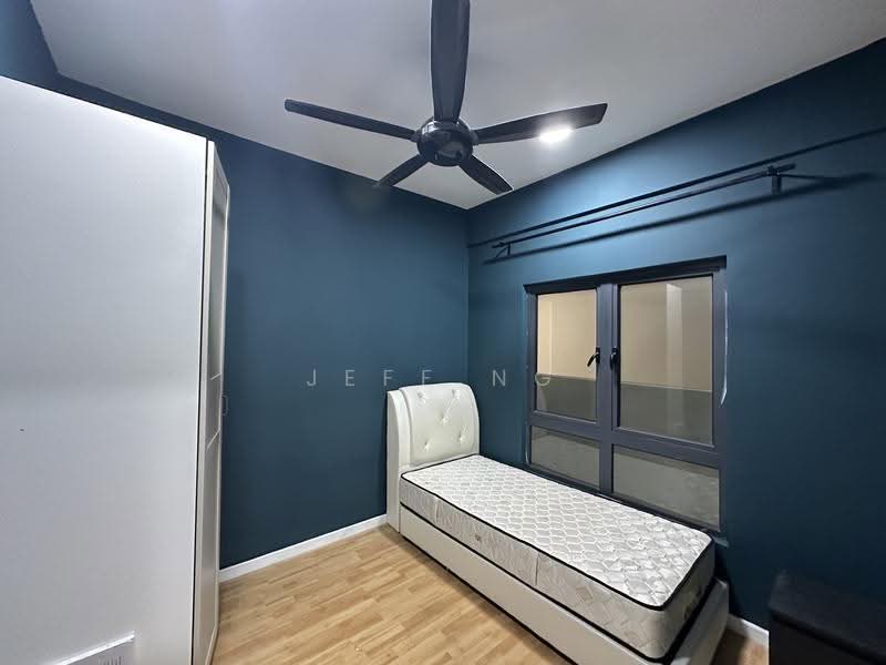 Kediaman Servis untuk Dijual di Suria Residence - Jeff Ng - Bedroom - PropertyGuru.com.my