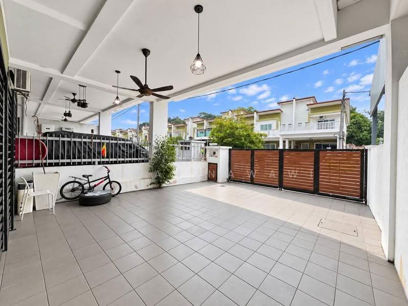 2.5-storey Terraced House for Sale in Kajang (Selangor) - Fauran Nawawi - PropertyGuru.com.my