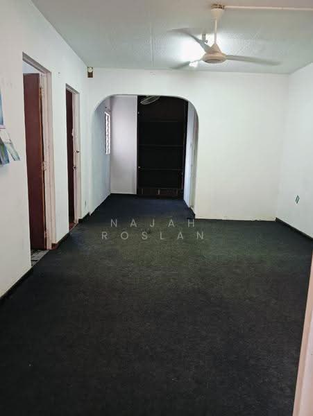 Rumah Flat untuk Disewa di PKNS Flat Seksyen 6 - Najah Roslan - PropertyGuru.com.my