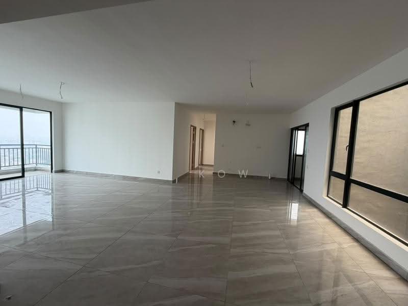 Kediaman Servis untuk Dijual di Baron Residence @ Lake City - SK Kow - Living Room - PropertyGuru.com.my