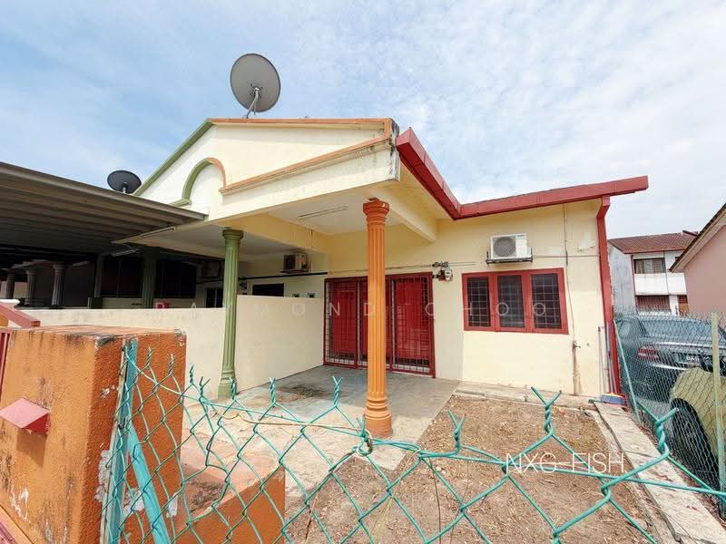 Rumah Teres untuk Dijual di Shah Alam (Selangor) - Raymond Choo - Exterior - PropertyGuru.com.my