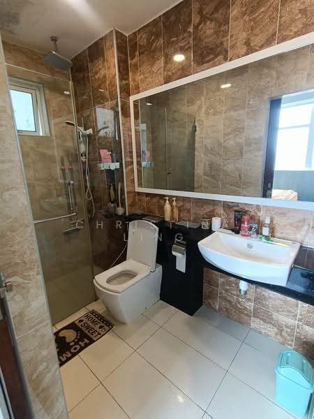 Service Residence for Rent at Paragon Residences @ Straits View - Christina Ling - Bathroom - PropertyGuru.com.my