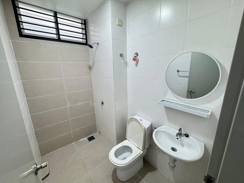 Rumah Bandar untuk Disewa di Dengkil (Selangor) - Ahmad Faiz - Bathroom - PropertyGuru.com.my