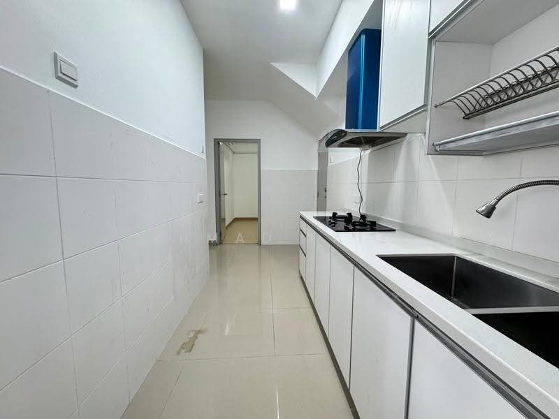 Rumah Bandar untuk Disewa di Dengkil (Selangor) - Ahmad Faiz - Kitchen - PropertyGuru.com.my