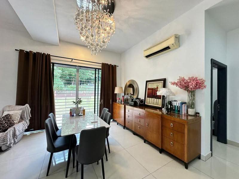 3-storey Terraced House for Rent in Sutera Damansara (Damansara Damai) - Jasemin Chia - Dining Room - PropertyGuru.com.my