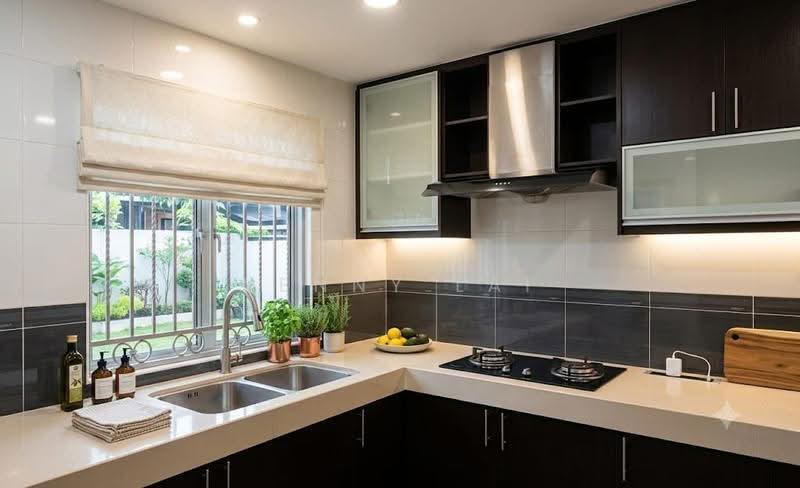 2-storey Terraced House for Sale in Pandan Indah (Ampang) - Kenny Lai - Kitchen - PropertyGuru.com.my