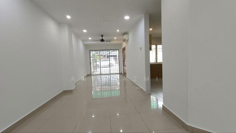 Terraced House for Sale in Kajang (Selangor) - Aniq Azmi - Living Room - PropertyGuru.com.my