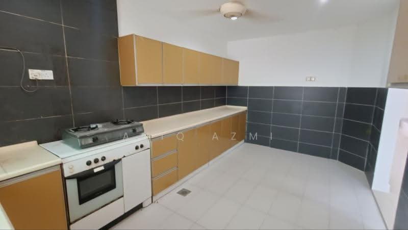 Terraced House for Sale in Kajang (Selangor) - Aniq Azmi - Kitchen - PropertyGuru.com.my