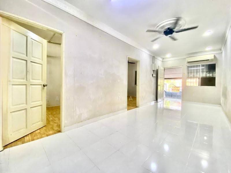Rumah Teres 1-Tingkat untuk Dijual di Taman Cheras Perdana (Cheras) - Fauran Nawawi - Living Room - PropertyGuru.com.my