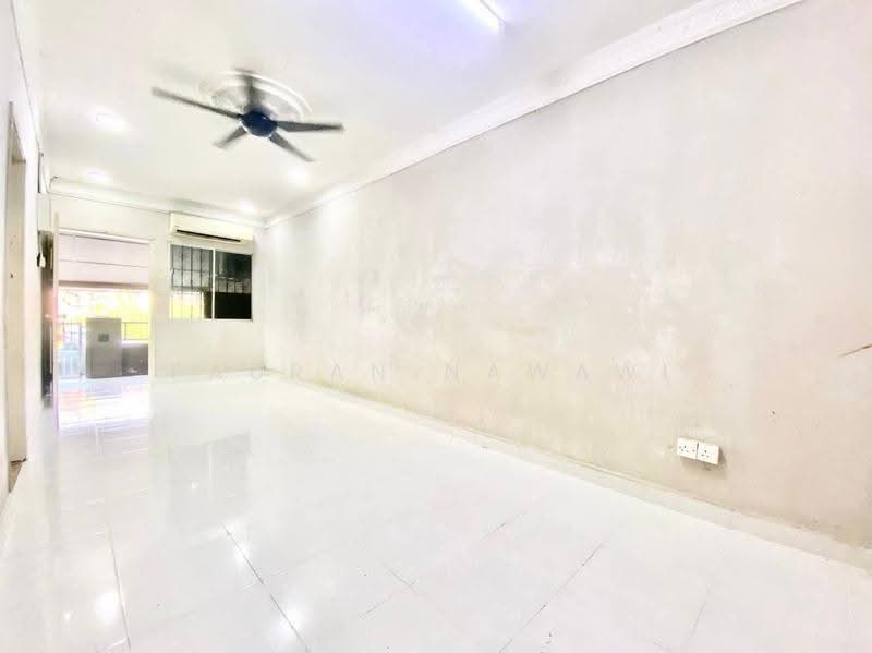 Rumah Teres 1-Tingkat untuk Dijual di Taman Cheras Perdana (Cheras) - Fauran Nawawi - Living Room - PropertyGuru.com.my