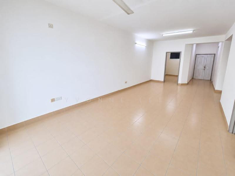 Condominium for Rent at Cassia Resort Condominium - Yvonne Lee - Living Room - PropertyGuru.com.my