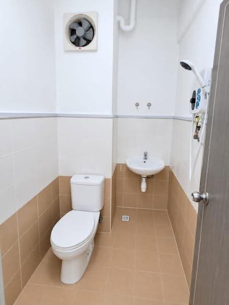 Condominium for Rent at Cassia Resort Condominium - Yvonne Lee - Bathroom - PropertyGuru.com.my
