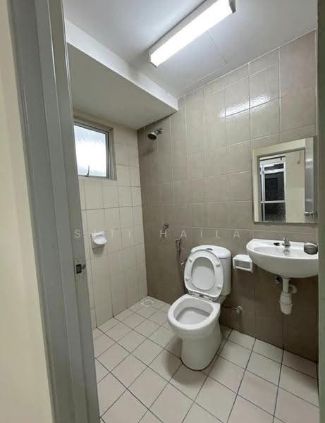 Apartment for Rent at MasReca n19eteen - Siti Haila - Bathroom - PropertyGuru.com.my