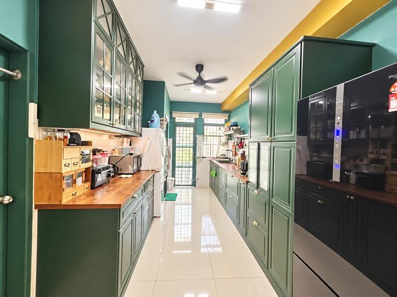2-storey Terraced House for Sale in Bandar Rimbayu (Telok Panglima Garang) - Miki You - Kitchen - PropertyGuru.com.my