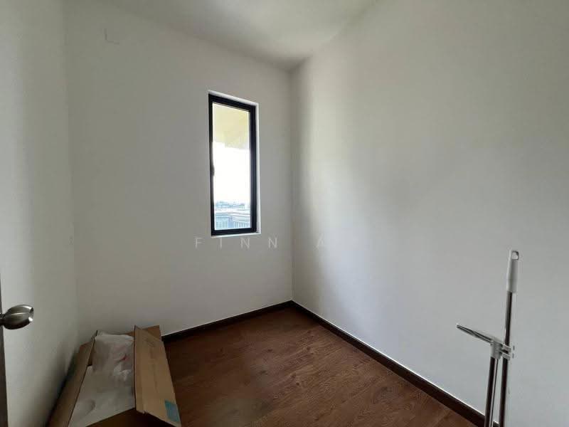 Service Residence for Sale at Country Garden Central Park - Finn Aw - Interior - PropertyGuru.com.my