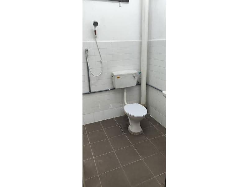 2-storey Terraced House for Rent in Kulim (Kedah) - LAU . - Bathroom - PropertyGuru.com.my