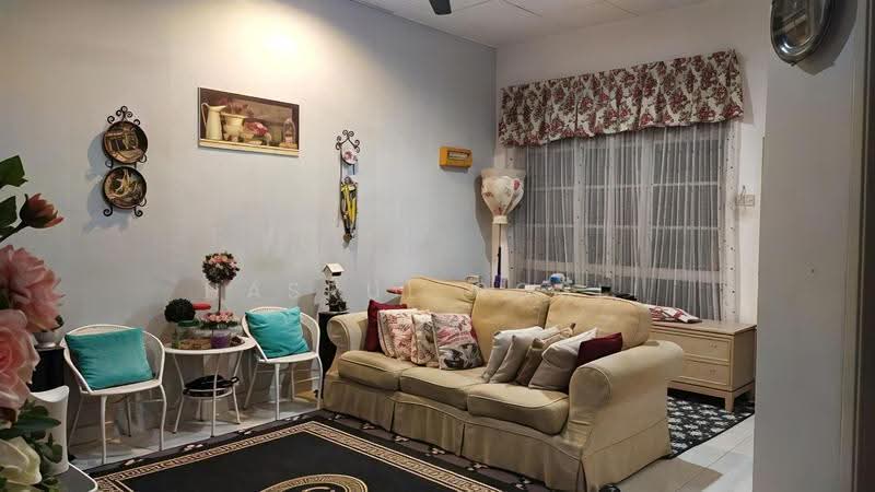 Semi-Detached House for Sale in Bandar Perdana (Sungai Petani) - Hasrul Rosli - Living Room - PropertyGuru.com.my