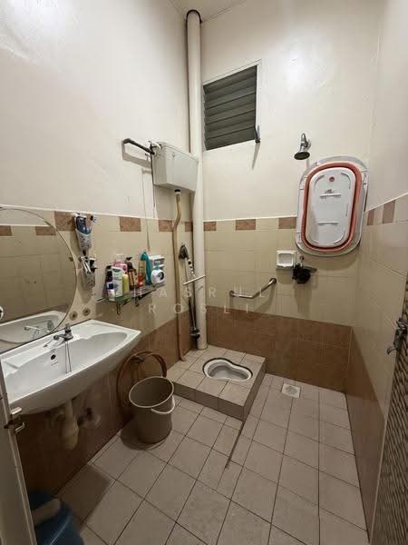 Semi-Detached House for Sale in Bandar Perdana (Sungai Petani) - Hasrul Rosli - Bathroom - PropertyGuru.com.my