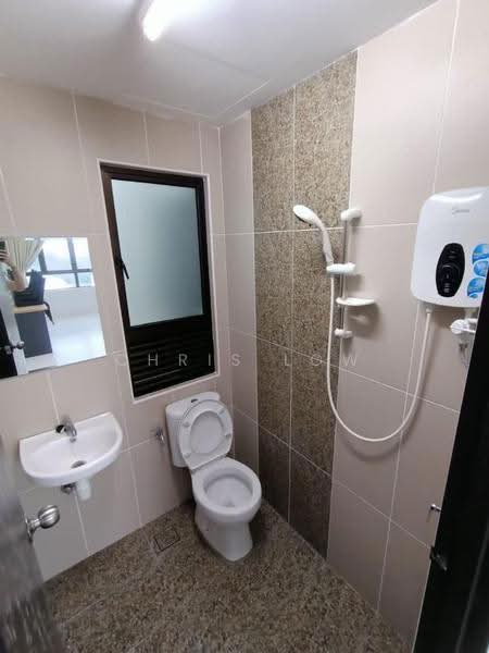 Kediaman Servis untuk Disewa di The Heights Residence - Chris Low - Bathroom - PropertyGuru.com.my