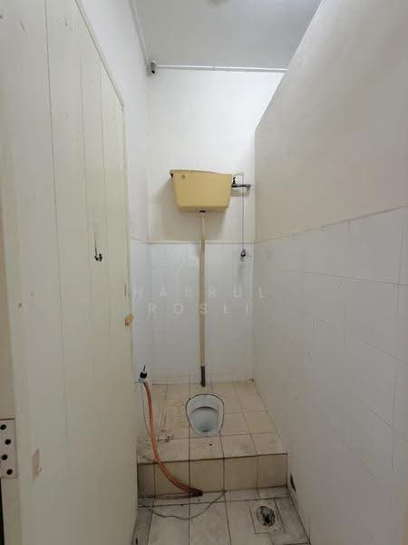1-storey Terraced House for Sale in Bandar Aman Jaya (Sungai Petani) - Hasrul Rosli - Bathroom - PropertyGuru.com.my
