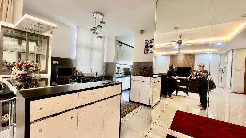 Semi-Detached House for Sale in Prima Saujana (Kajang) - Dlynie Ooi - Kitchen - PropertyGuru.com.my