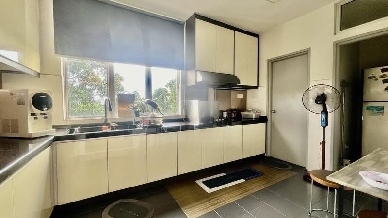 Semi-Detached House for Sale in Prima Saujana (Kajang) - Dlynie Ooi - Kitchen - PropertyGuru.com.my