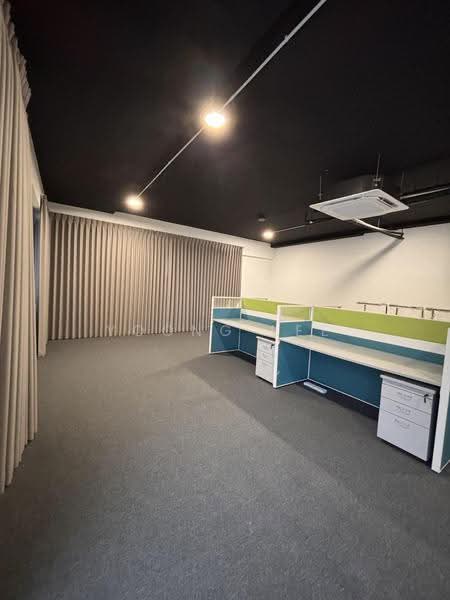 Kedai / Pejabat untuk Disewa di Bandar Sri Damansara (Selangor) - Yoong Lee - Interior - PropertyGuru.com.my