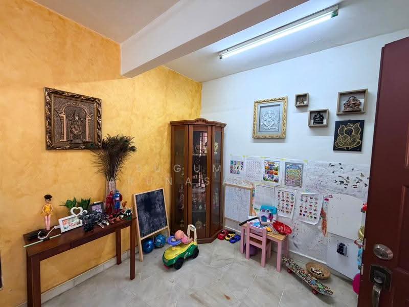 2-storey Terraced House for Sale in Putra Heights (Subang Jaya) - Sugumar Arunasalam - Study - PropertyGuru.com.my