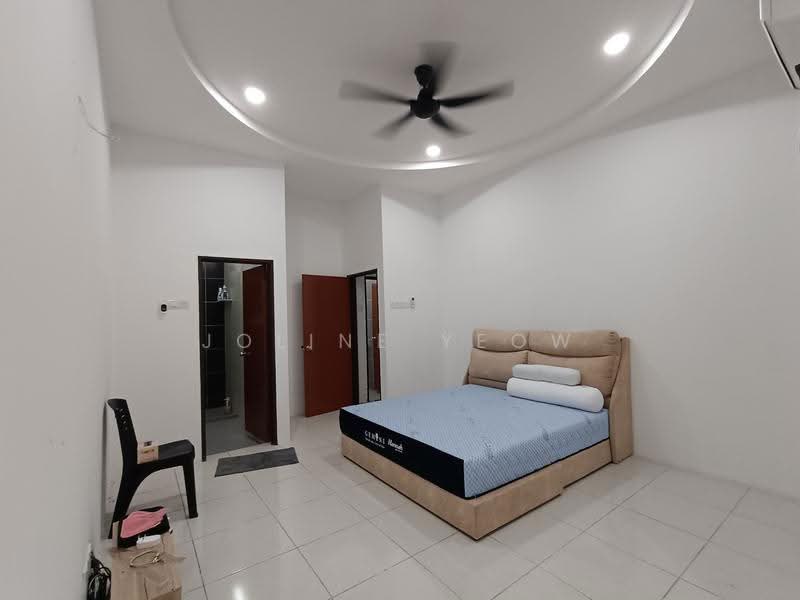 Semi-Detached House for Sale in Ipoh (Perak) - Joline YEOW - Bedroom - PropertyGuru.com.my