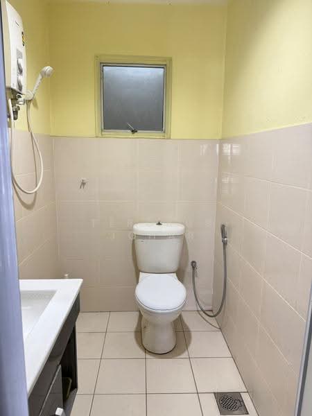 Condominium for Sale at Ridzuan Condominium - Ferdaus Johar - Bathroom - PropertyGuru.com.my
