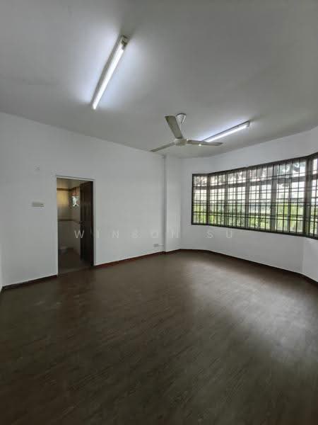 1.5-storey Terraced House for Sale in Bandar Seri Alam (Masai) - Winson Su - Living Room - PropertyGuru.com.my