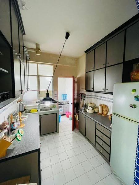 Apartment for Sale at Daya View - Daniel Yong - Kitchen - PropertyGuru.com.my